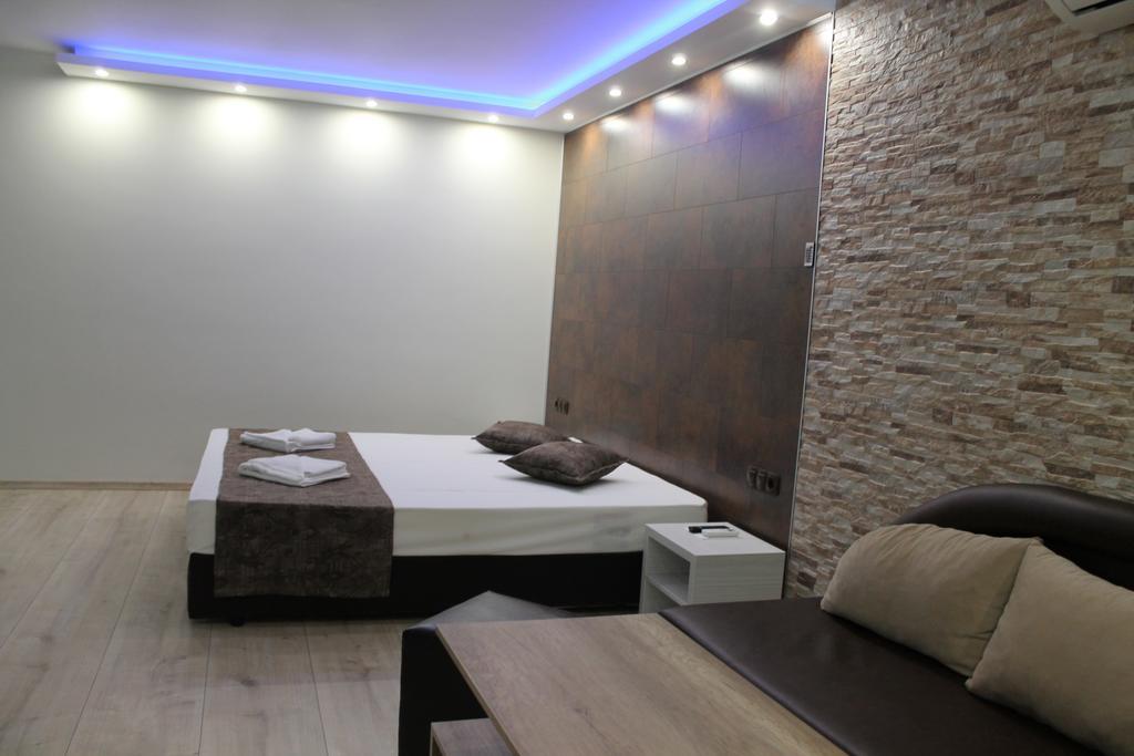 סנדנסקי Apartment Elit מראה חיצוני תמונה